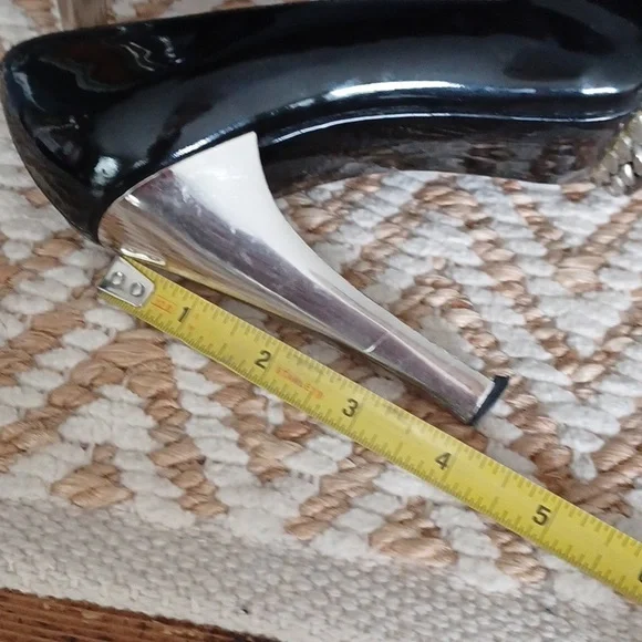 Stuart Weitzman Patent Leather Pumps - Picture 13 of 16